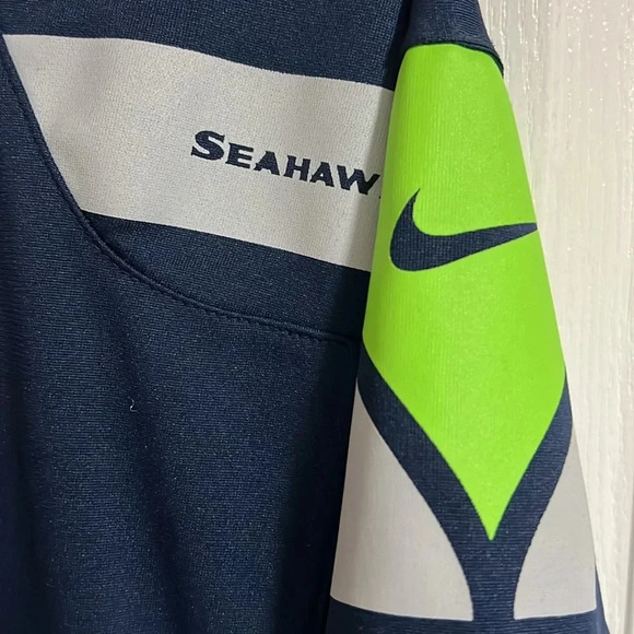 Boys Seattle Seahawks #3 Wilson
Football nike NFL Jersey - Picture 5 of 7